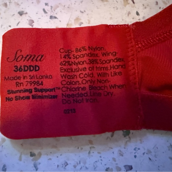 DISCONTINUED Soma Stunning Support minimizer bra 36DDD EUC red lace - Picture 2 of 3